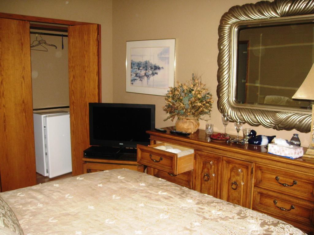 Mcdougall Lane Bed & Breakfast Drumheller Exterior foto